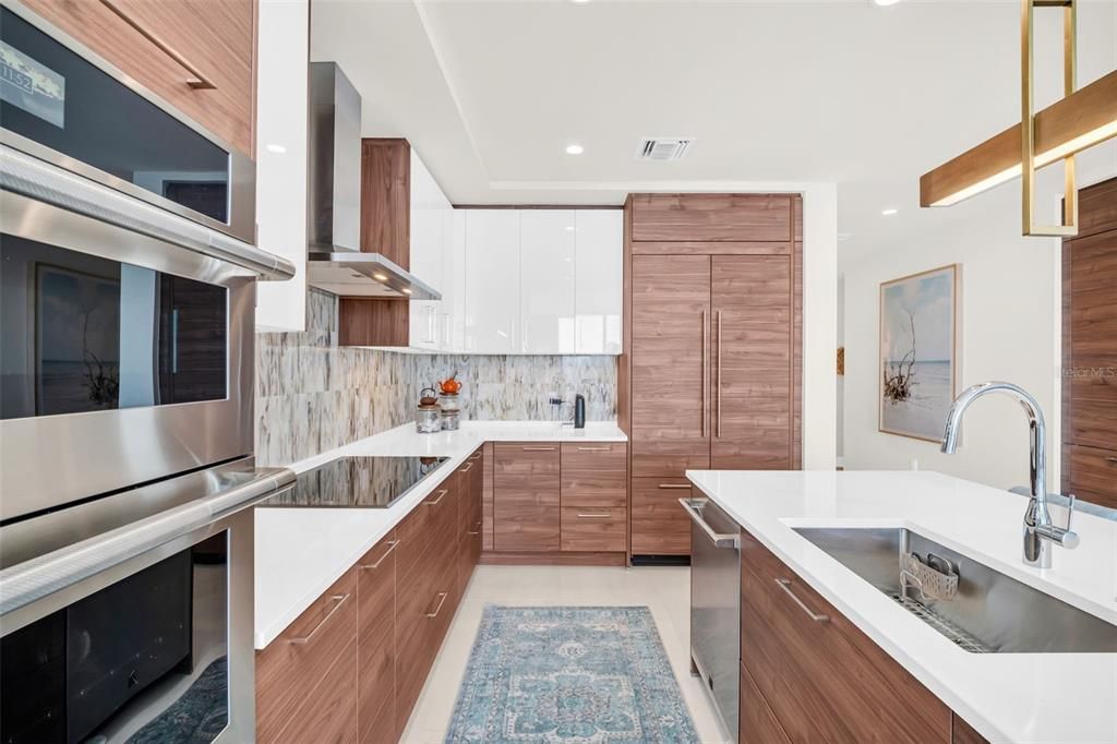 For Sale: $2,195,000 (2 beds, 3 baths, 2172 Square Feet)