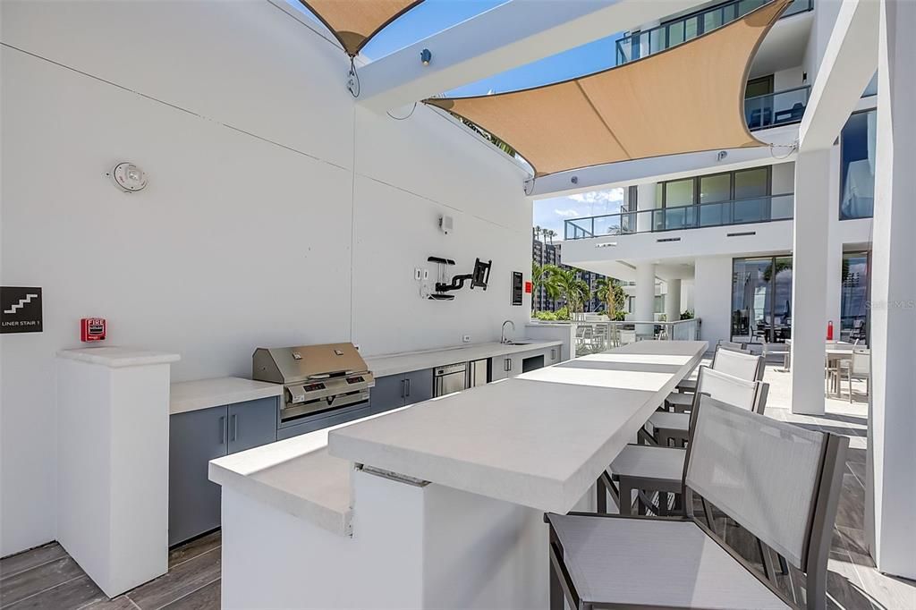 For Sale: $2,195,000 (2 beds, 3 baths, 2172 Square Feet)