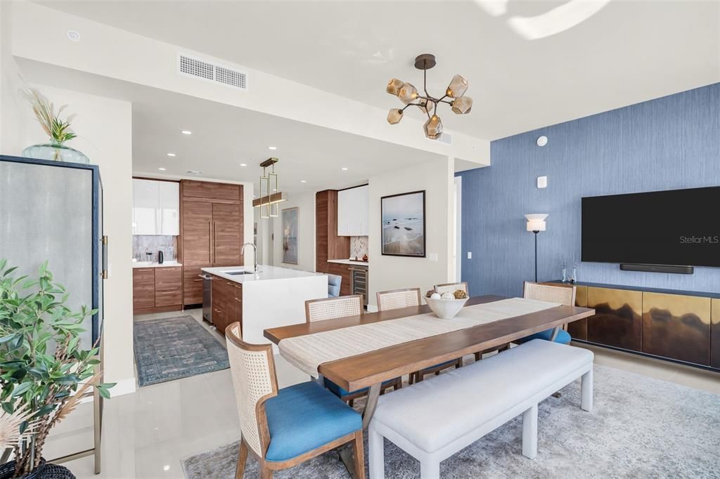 For Sale: $2,195,000 (2 beds, 3 baths, 2172 Square Feet)