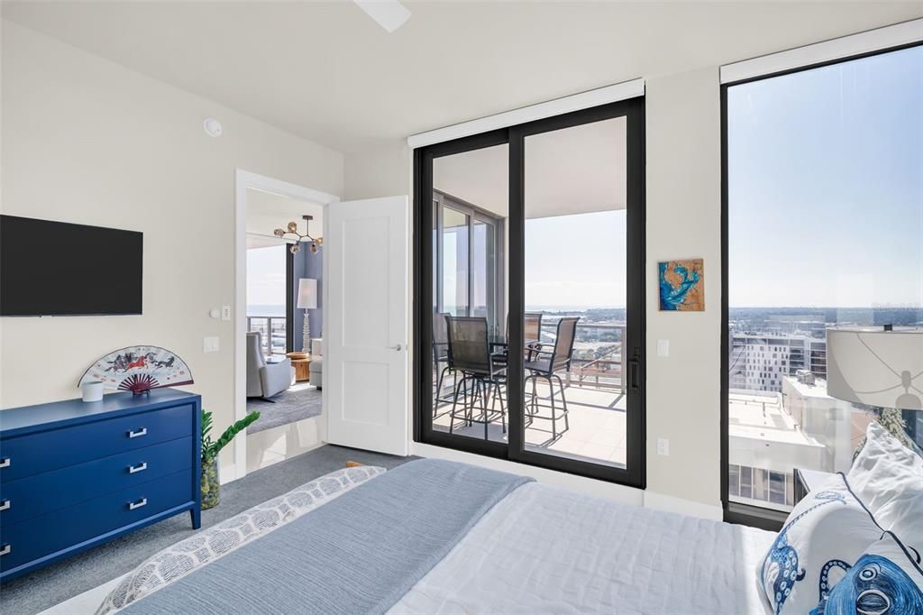 For Sale: $2,195,000 (2 beds, 3 baths, 2172 Square Feet)