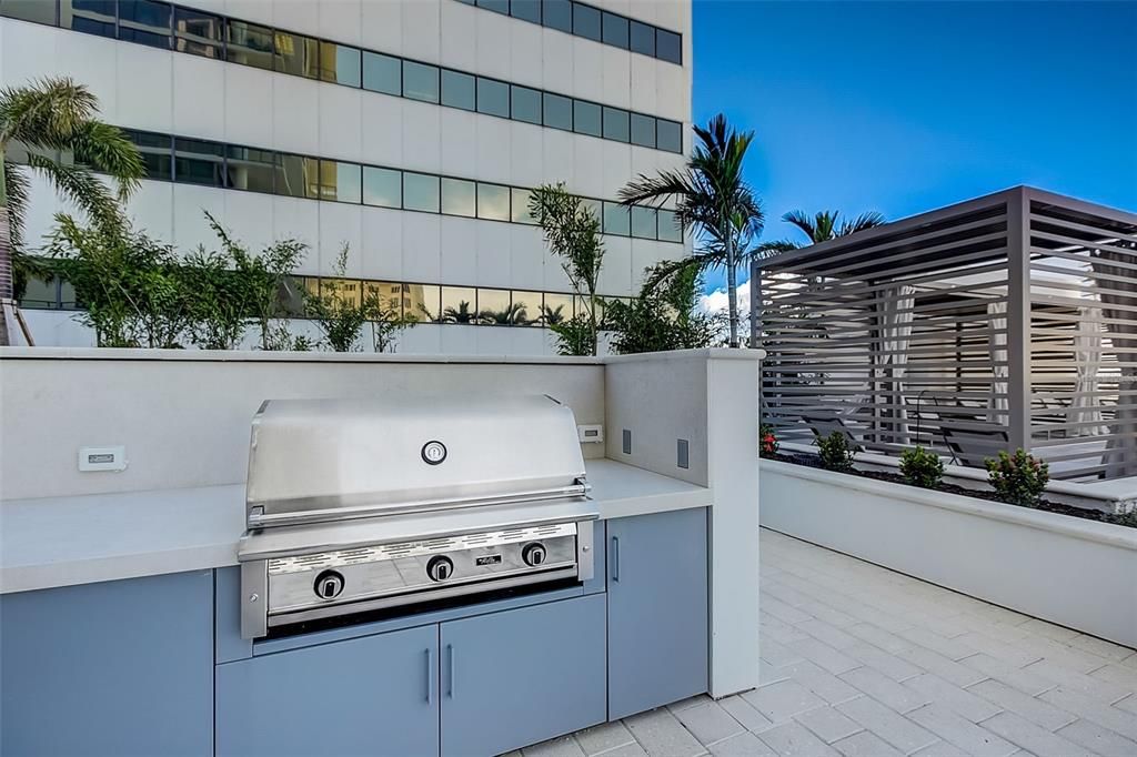 For Sale: $2,195,000 (2 beds, 3 baths, 2172 Square Feet)