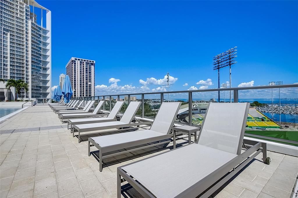 For Sale: $2,195,000 (2 beds, 3 baths, 2172 Square Feet)