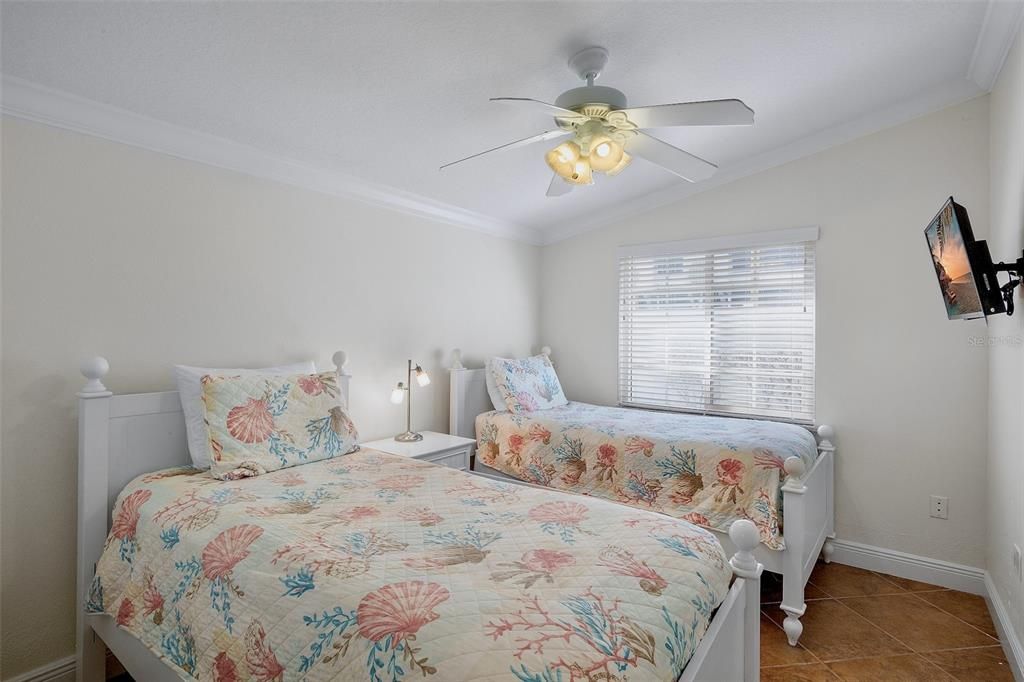 En Venta: $899,000 (3 camas, 2 baños, 1032 Pies cuadrados)