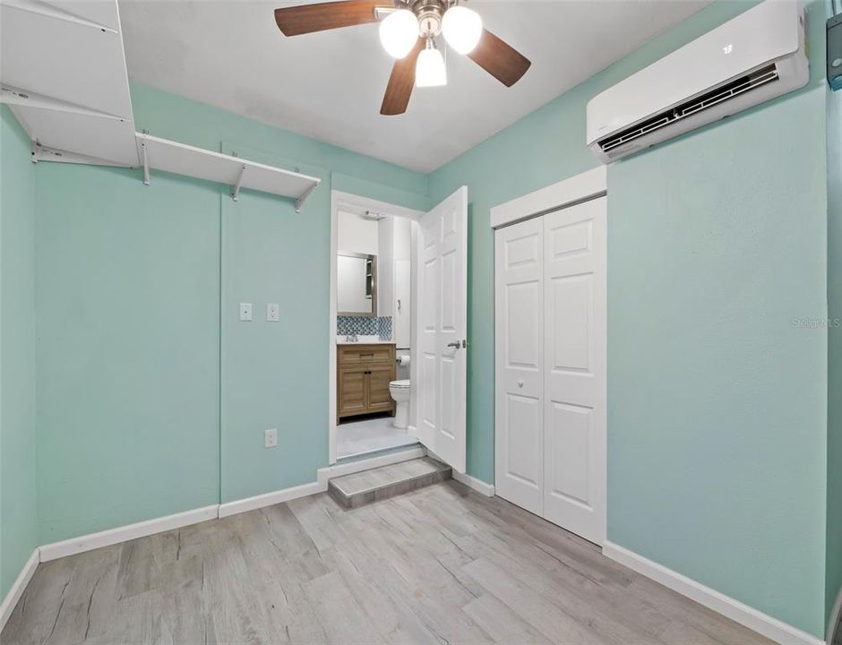 For Sale: $2,795,000 (4 beds, 4 baths, 2900 Square Feet)