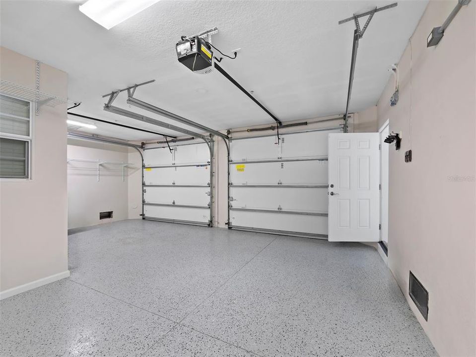 For Sale: $2,795,000 (4 beds, 4 baths, 2900 Square Feet)