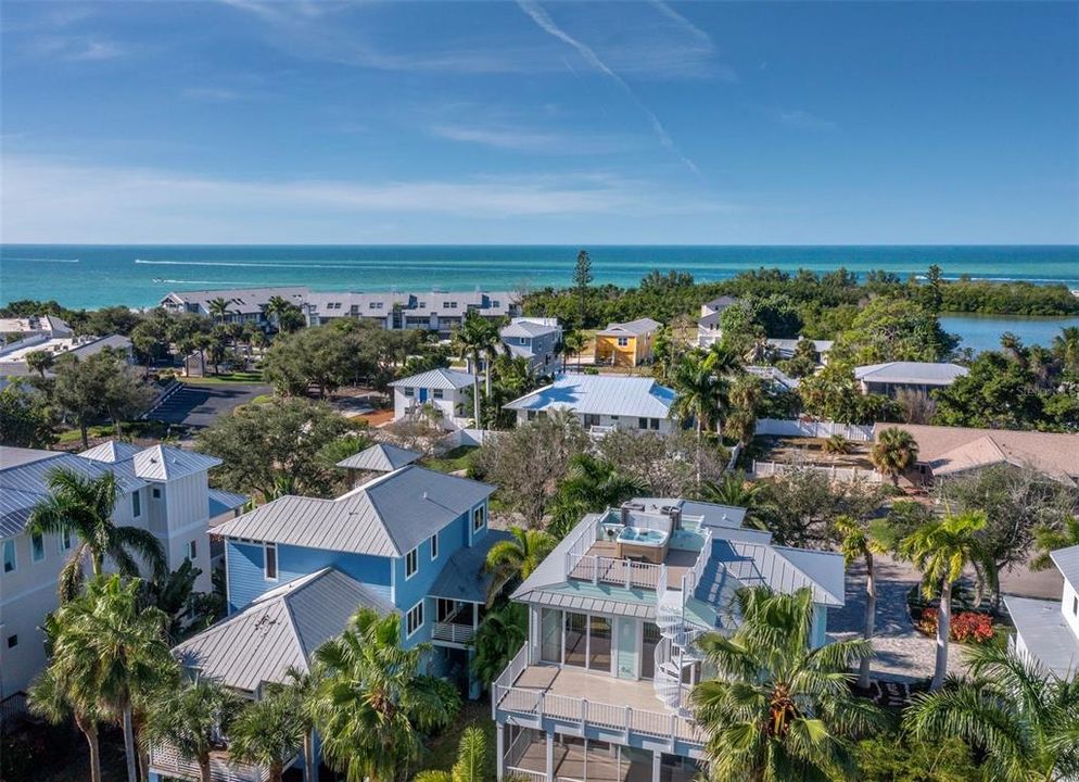 На продажу: $2,795,000 (4 спален, 4 ванн, 2900 Квадратных фут)