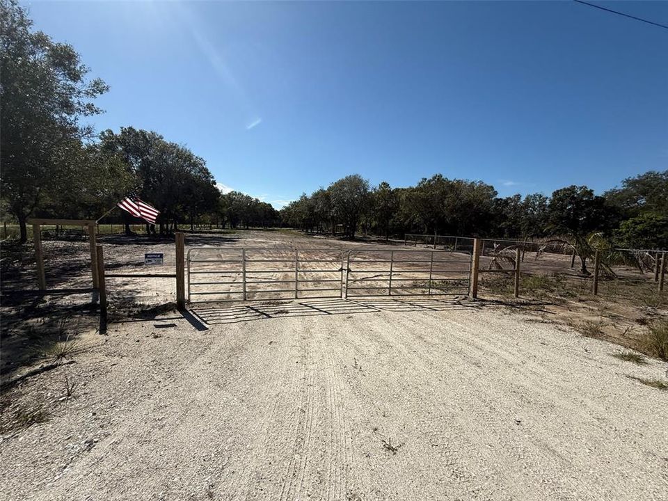 For Sale: $69,900 (1.25 acres)