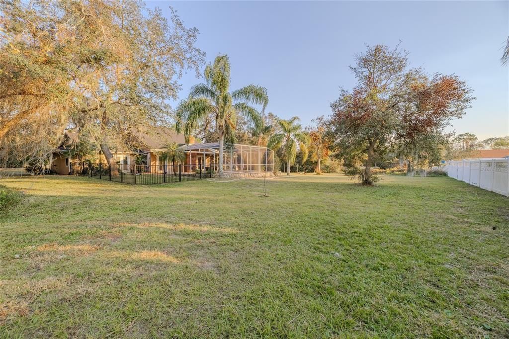 For Sale: $609,900 (4 beds, 2 baths, 2163 Square Feet)