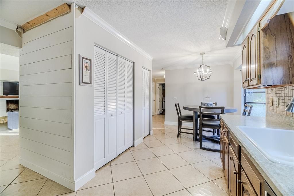 For Sale: $609,900 (4 beds, 2 baths, 2163 Square Feet)