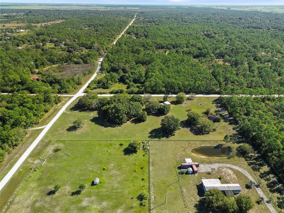 For Sale: $370,000 (3 beds, 2 baths, 988 Square Feet)