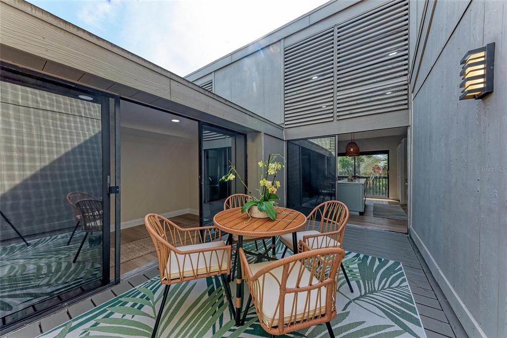 En Venta: $235,000 (2 camas, 2 baños, 1224 Pies cuadrados)