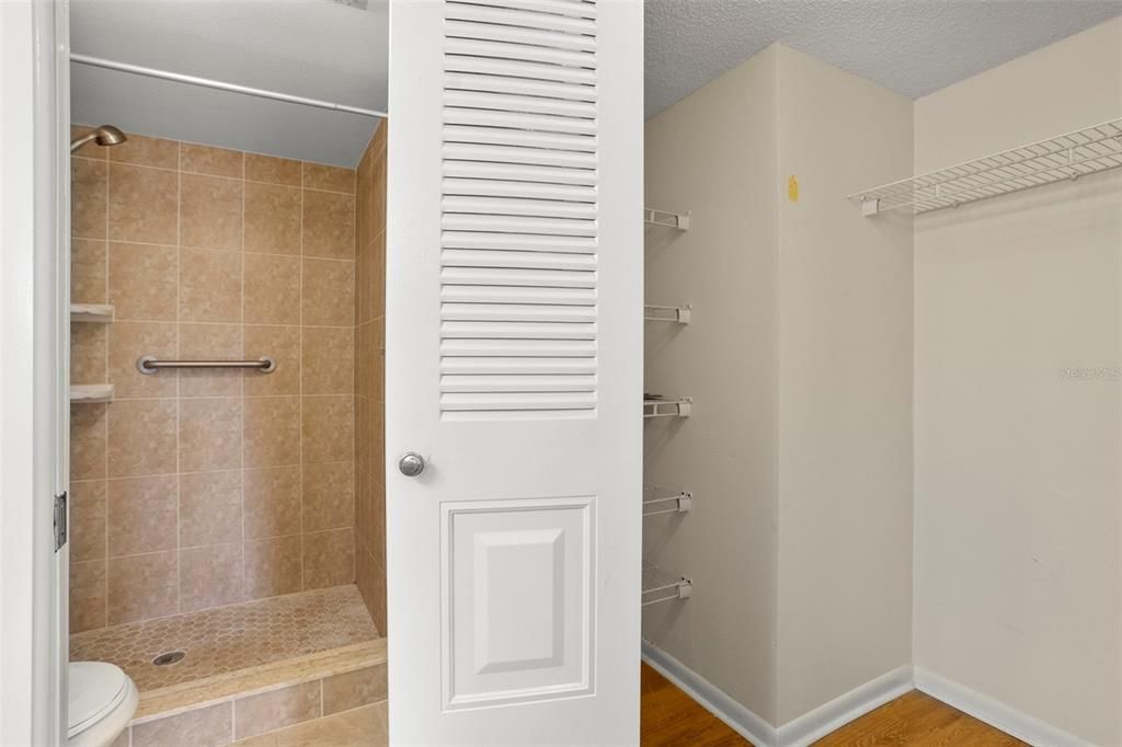 For Sale: $180,000 (2 beds, 2 baths, 1030 Square Feet)