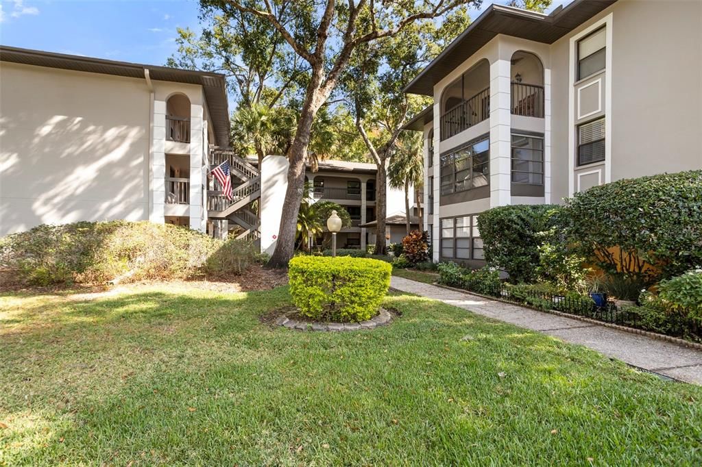 For Sale: $180,000 (2 beds, 2 baths, 1030 Square Feet)