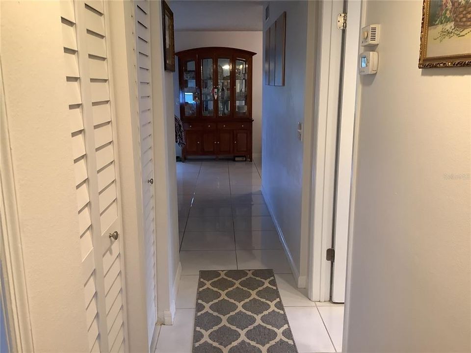 待售: $200,000 (2 贝兹, 2 浴室, 1135 平方英尺)