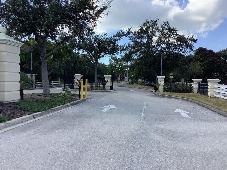 待售: $200,000 (2 贝兹, 2 浴室, 1135 平方英尺)