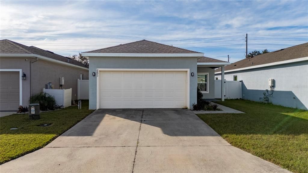 Active With Contract: $230,000 (3 beds, 2 baths, 1268 Square Feet)