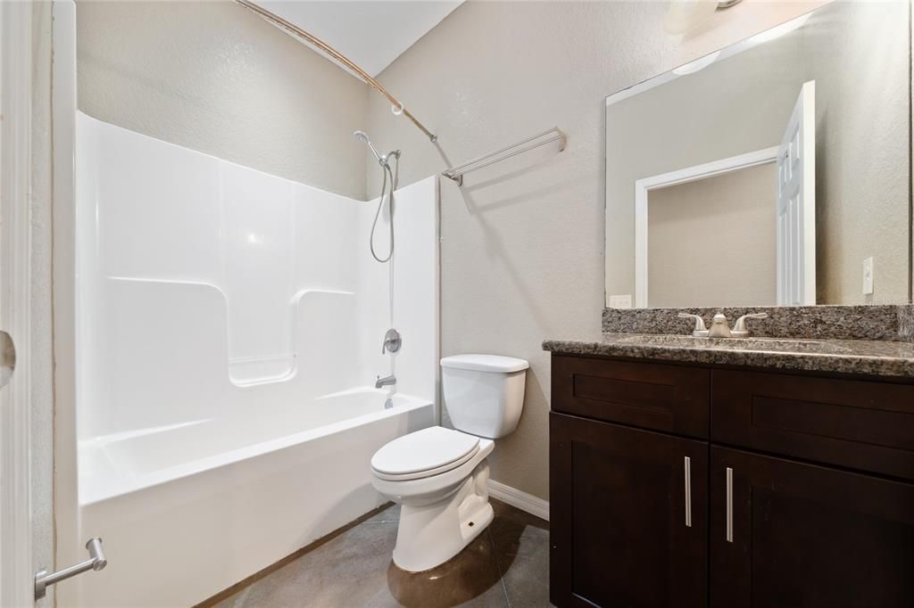 Active With Contract: $230,000 (3 beds, 2 baths, 1268 Square Feet)