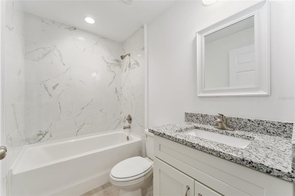 For Sale: $239,900 (3 beds, 2 baths, 1287 Square Feet)