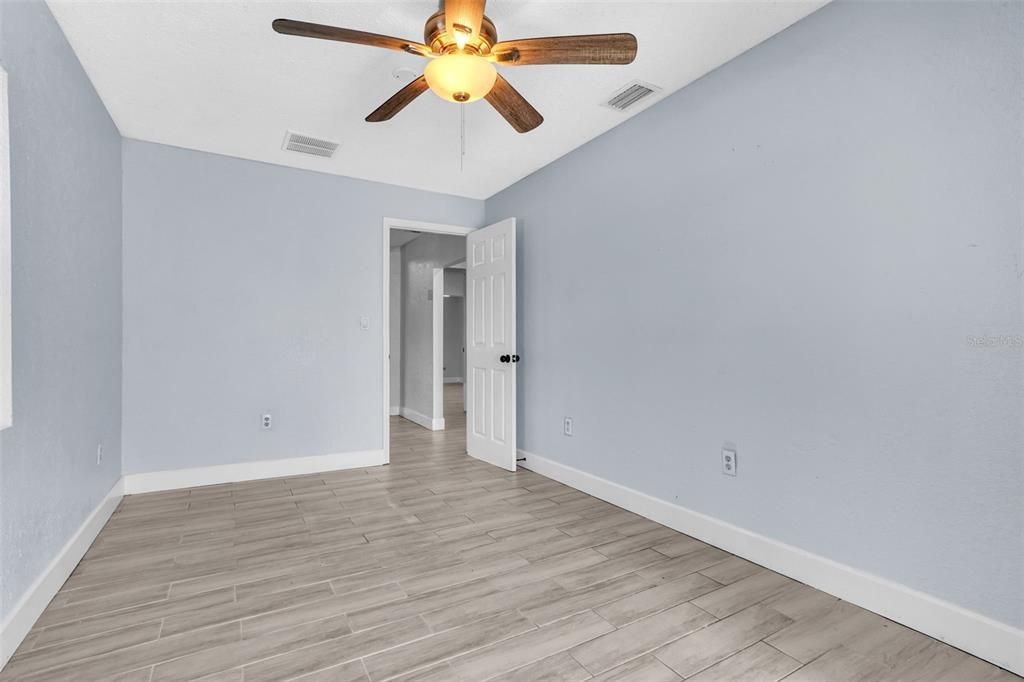 For Sale: $245,000 (4 beds, 2 baths, 1362 Square Feet)