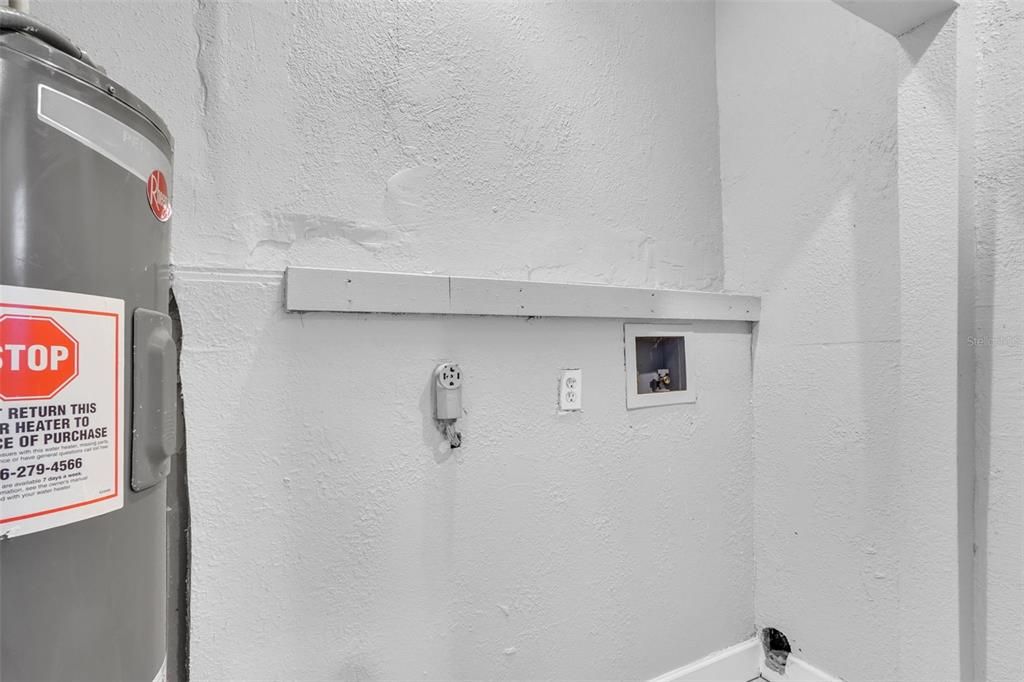 For Sale: $245,000 (4 beds, 2 baths, 1362 Square Feet)