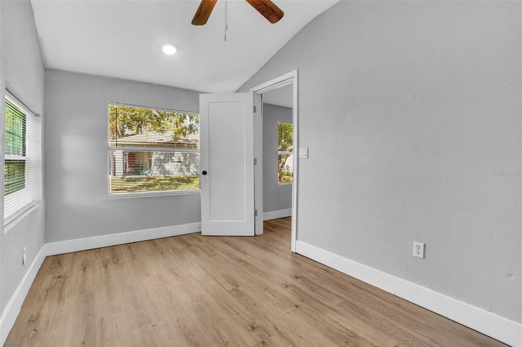 For Sale: $245,000 (4 beds, 2 baths, 1362 Square Feet)