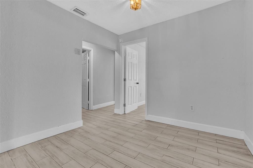 For Sale: $245,000 (4 beds, 2 baths, 1362 Square Feet)