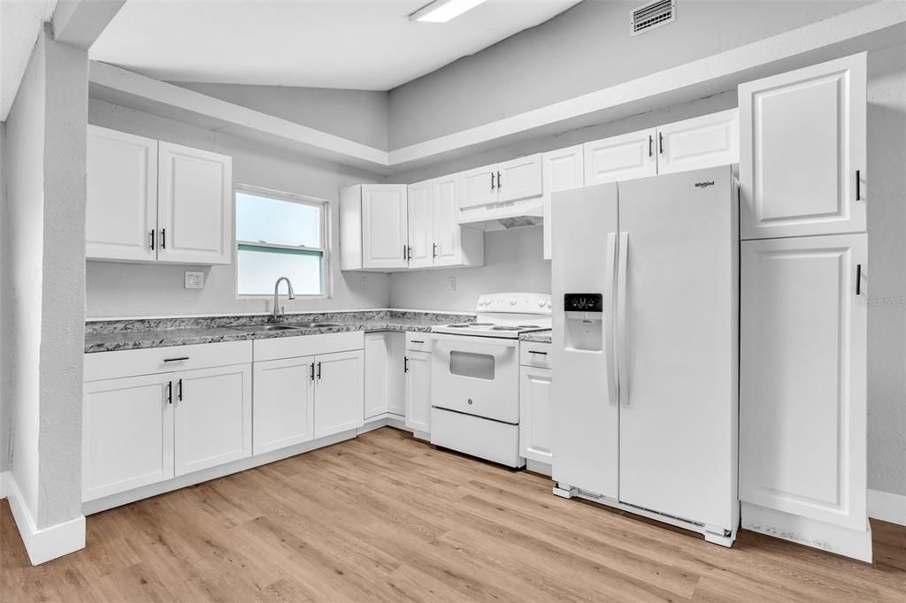 For Sale: $245,000 (4 beds, 2 baths, 1362 Square Feet)