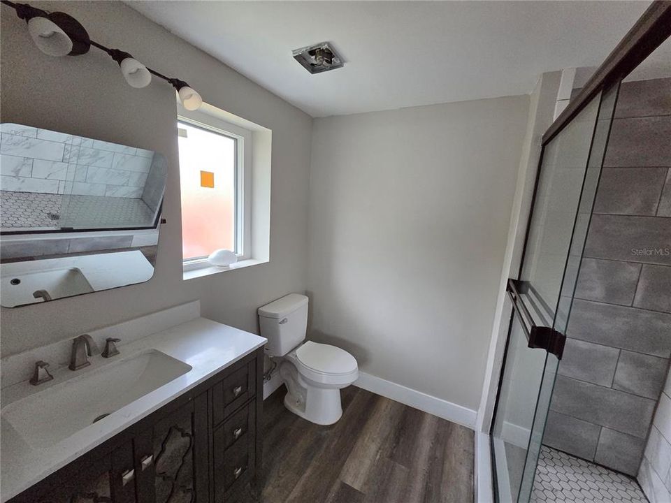 For Sale: $275,000 (3 beds, 3 baths, 1444 Square Feet)