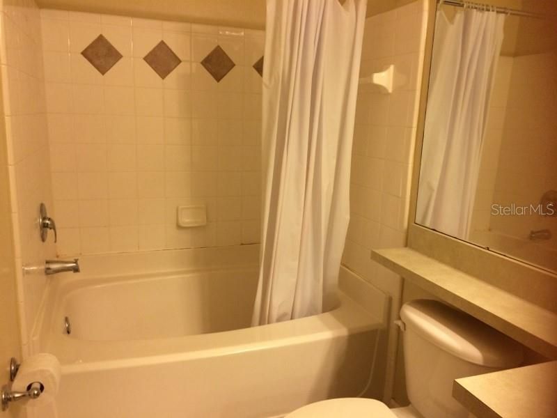 出租: $1,650 (1 贝兹, 1 浴室, 772 平方英尺)