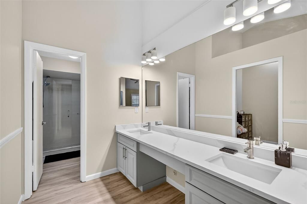 En Venta: $339,000 (3 camas, 2 baños, 1372 Pies cuadrados)