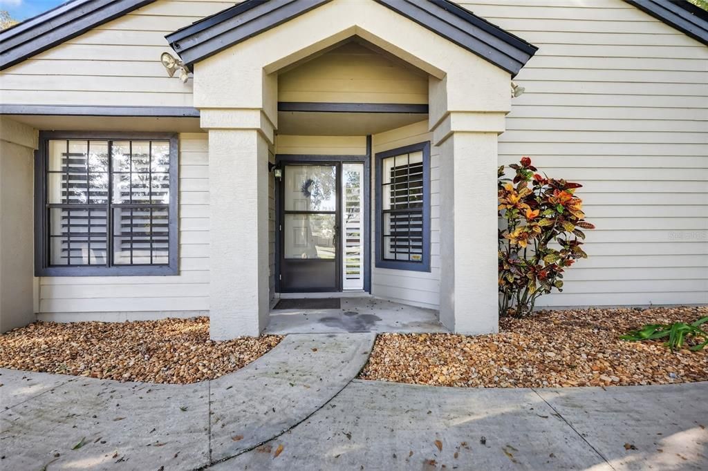 En Venta: $339,000 (3 camas, 2 baños, 1372 Pies cuadrados)