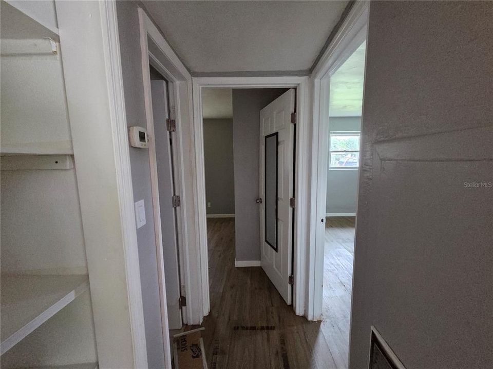 Active With Contract: $200,000 (2 beds, 1 baths, 850 Square Feet)