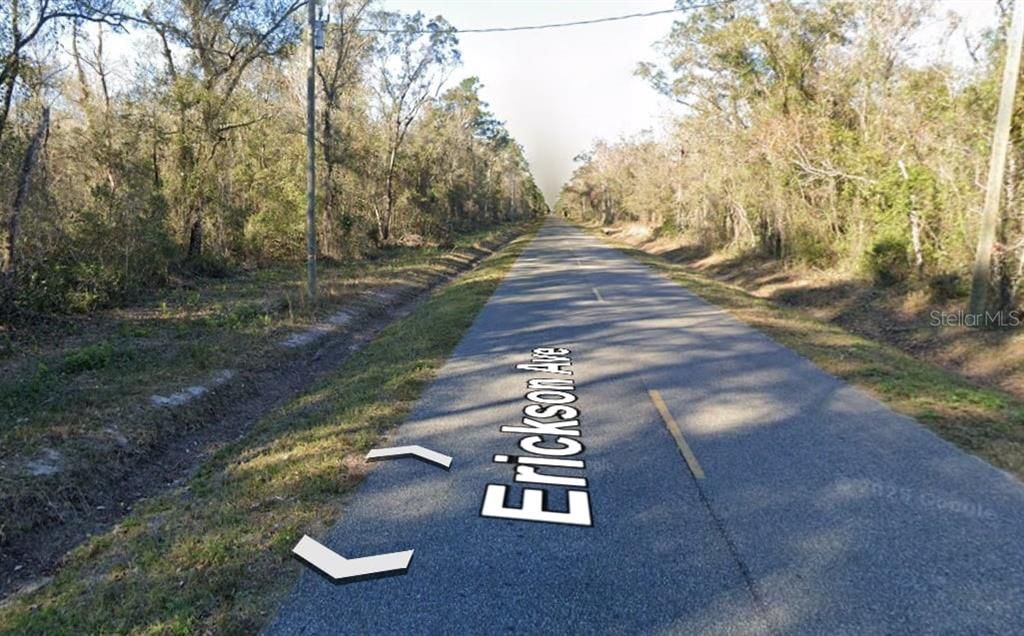 待售: $15,900 (1.14 acres)