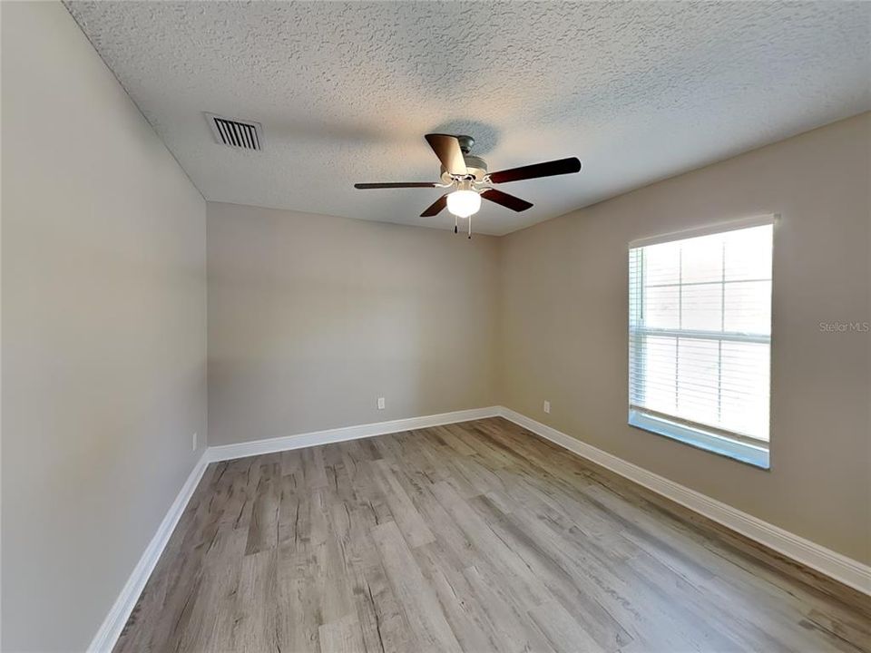 En Renta: $1,699 (4 camas, 2 baños, 1615 Pies cuadrados)