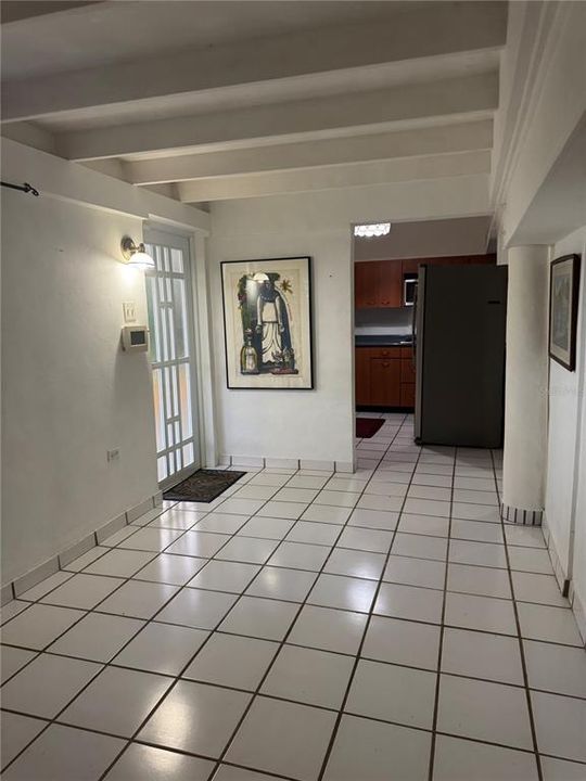 На продажу: $299,000 (3 спален, 2 ванн, 1556 Квадратных фут)