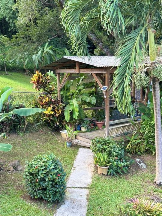 На продажу: $299,000 (3 спален, 2 ванн, 1556 Квадратных фут)