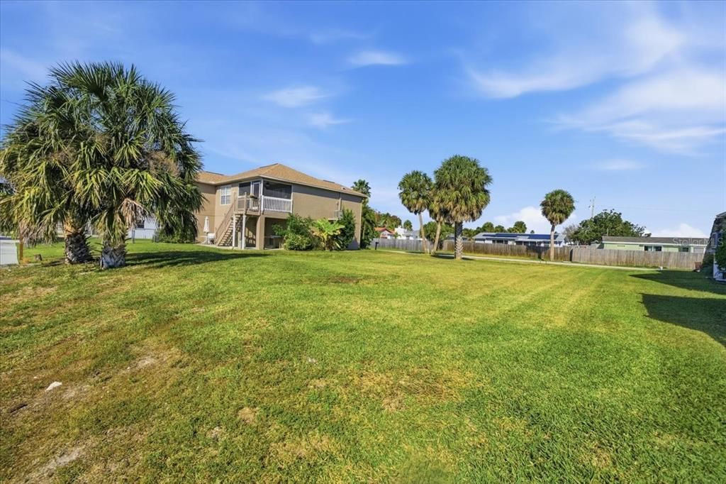 For Sale: $150,000 (0.14 acres)