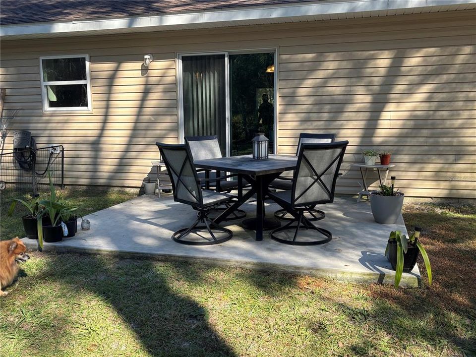 待售: $239,000 (3 贝兹, 2 浴室, 1387 平方英尺)