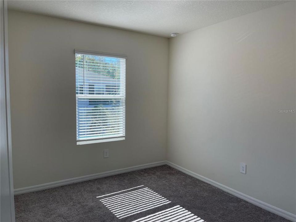 For Rent: $2,590 (3 beds, 2 baths, 1819 Square Feet)