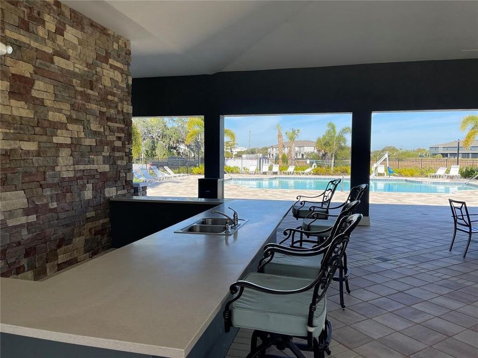 For Rent: $2,590 (3 beds, 2 baths, 1819 Square Feet)