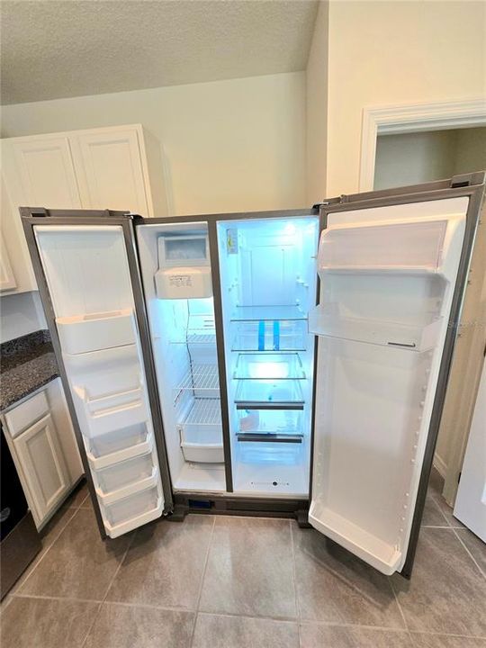 На продажу: $270,000 (3 спален, 2 ванн, 1673 Квадратных фут)