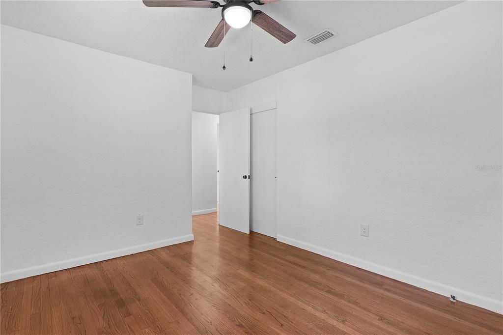 出租: $1,400 (3 贝兹, 1 浴室, 1677 平方英尺)