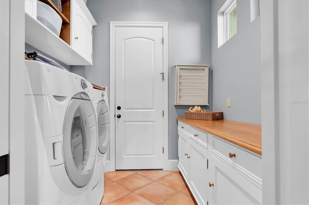 На продажу: $2,175,000 (4 спален, 4 ванн, 4624 Квадратных фут)