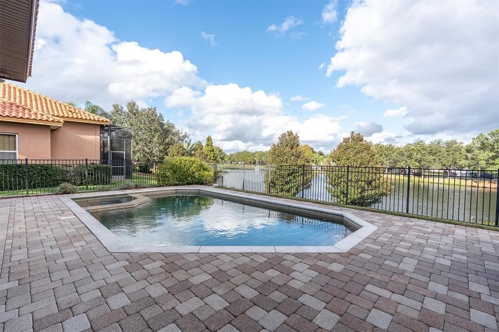 На продажу: $2,175,000 (4 спален, 4 ванн, 4624 Квадратных фут)