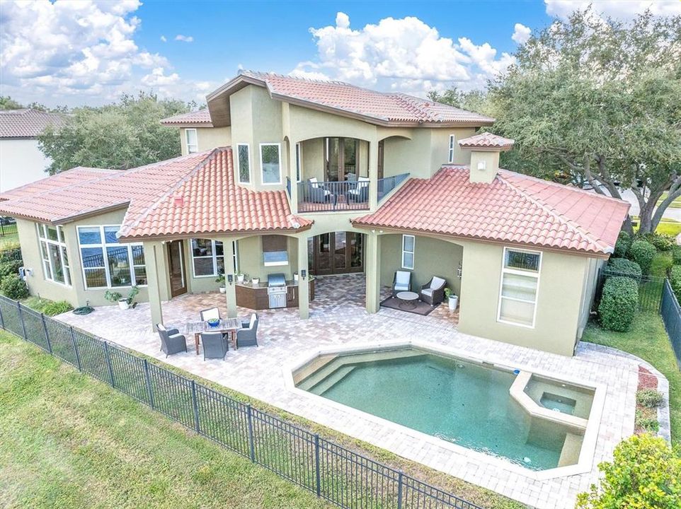 На продажу: $2,175,000 (4 спален, 4 ванн, 4624 Квадратных фут)