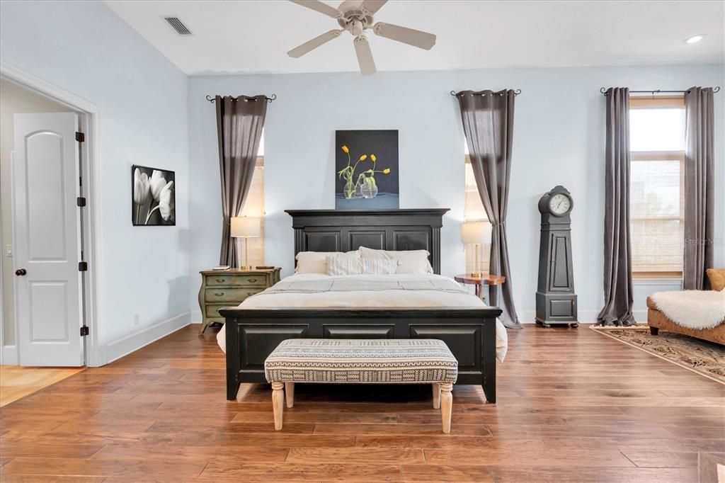 На продажу: $2,175,000 (4 спален, 4 ванн, 4624 Квадратных фут)