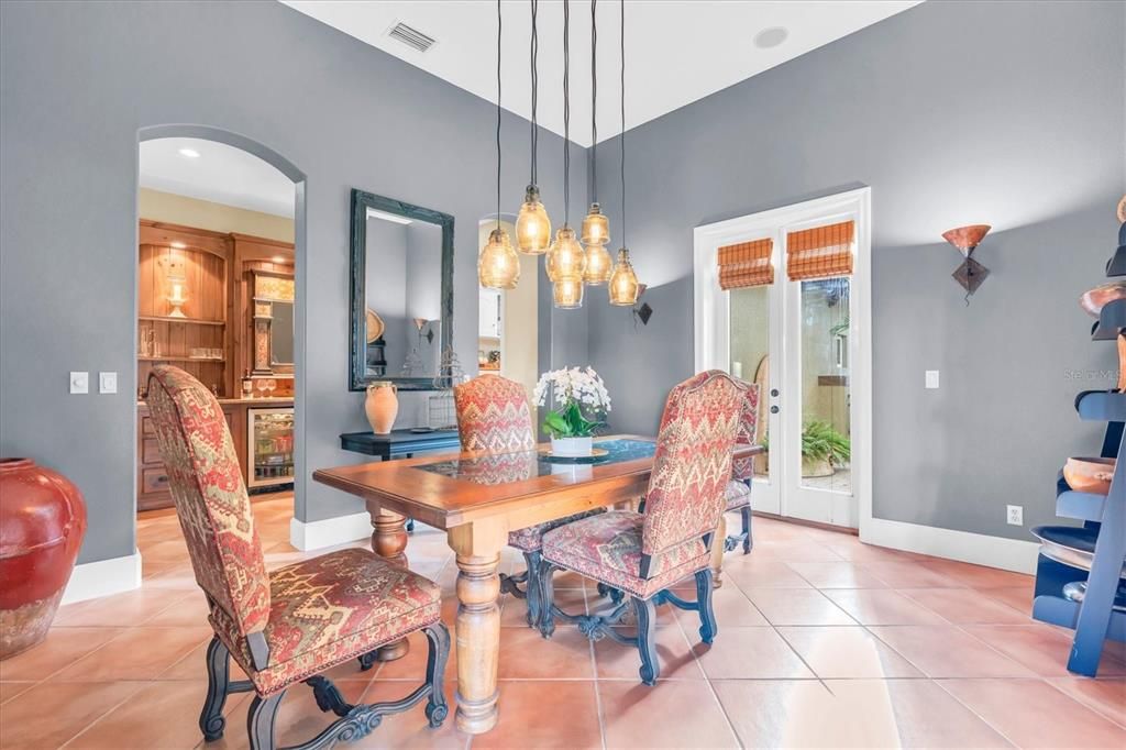 На продажу: $2,175,000 (4 спален, 4 ванн, 4624 Квадратных фут)