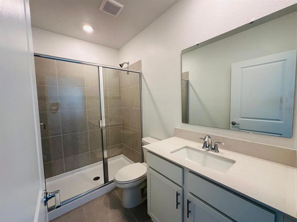 出租: $1,400 (1 贝兹, 1 浴室, 480 平方英尺)