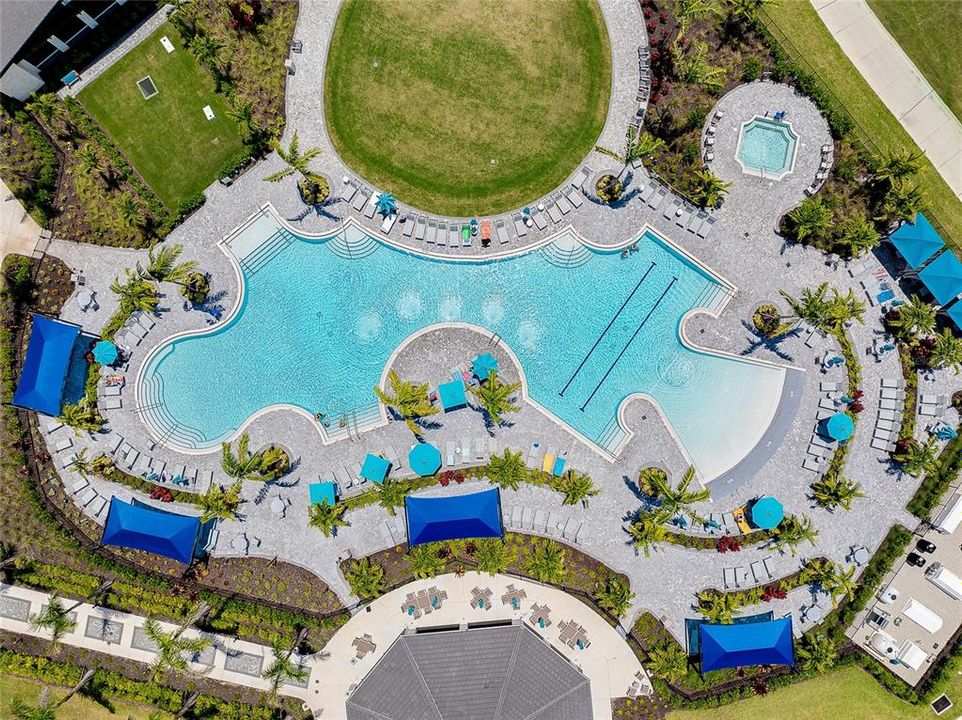 For Sale: $419,900 (2 beds, 2 baths, 1366 Square Feet)