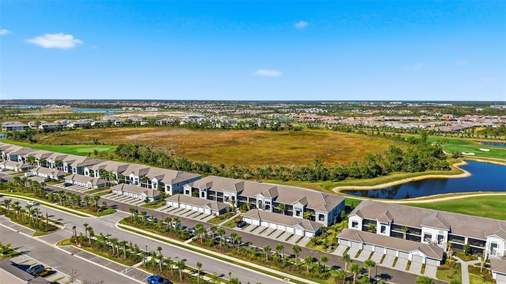 For Sale: $419,900 (2 beds, 2 baths, 1366 Square Feet)